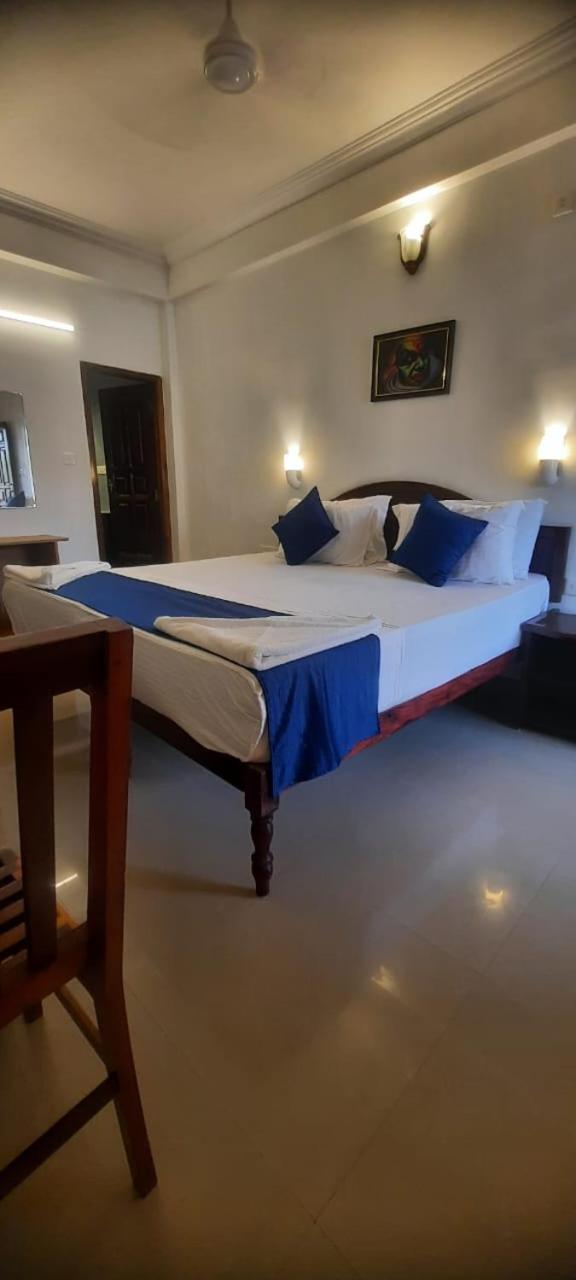 Tippys Beach Resort Kovalam Kültér fotó